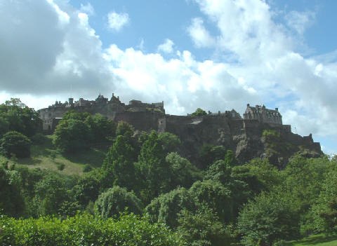  Замокот Единбург